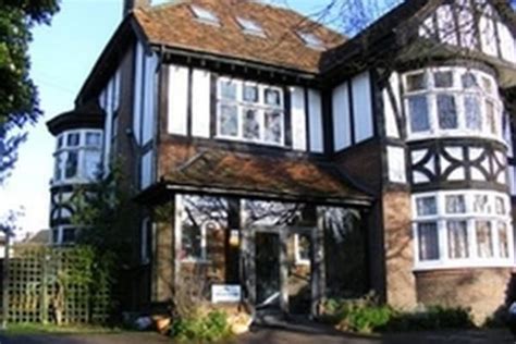 tudor house care home dunstable|Tudor House, 76 West Street, Dunstable, LU6 1NX.